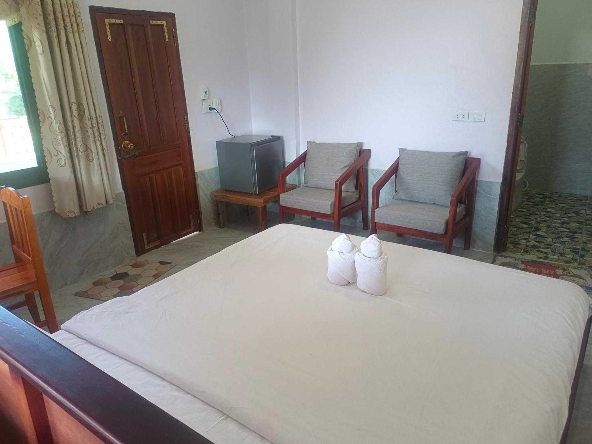 Dd Guesthouse Vang Vieng Ngoại thất bức ảnh