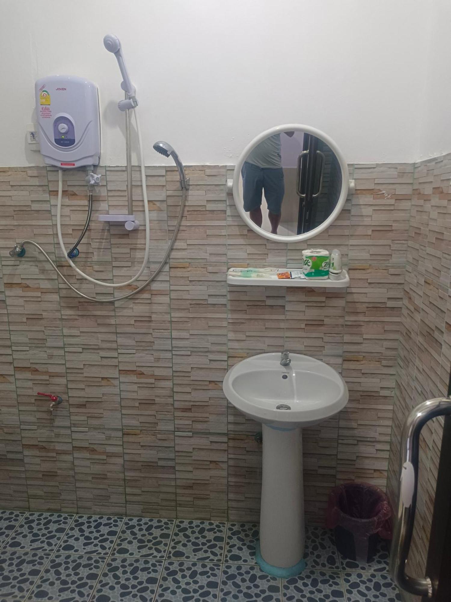 Dd Guesthouse Vang Vieng Ngoại thất bức ảnh
