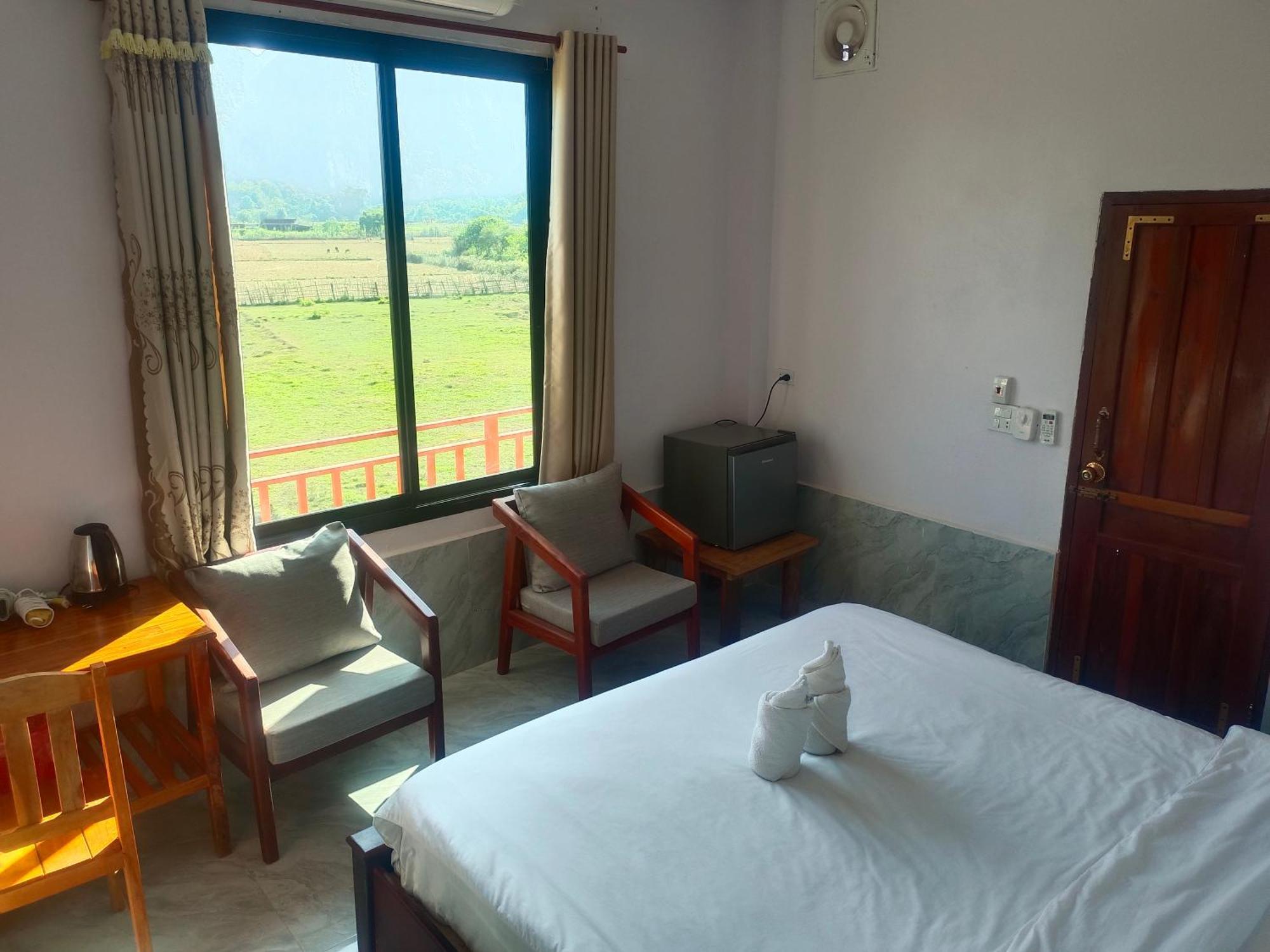 Dd Guesthouse Vang Vieng Ngoại thất bức ảnh